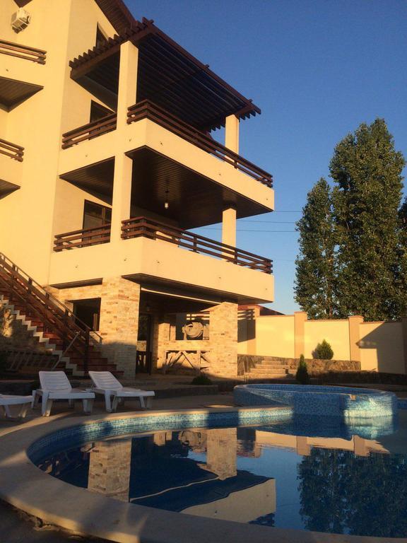 Villa Albizia Oděsa Exteriér fotografie