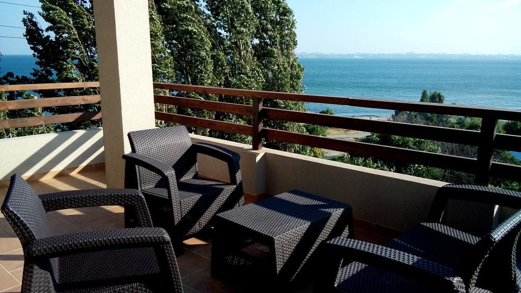 Villa Albizia Oděsa Exteriér fotografie