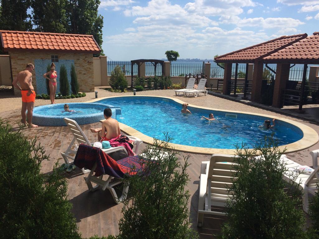 Villa Albizia Oděsa Exteriér fotografie